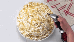 Dessert Raspberry Design GIF