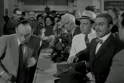 Displaying Classic Hourglass GIF