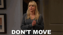 Dont Move Confused Anna Farris GIF