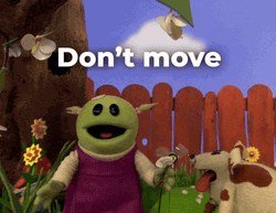 Dont Move Startled Alien Puppet Nanalan  GIF