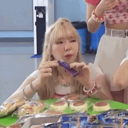 Eating Out Korean Purple Beck GIF