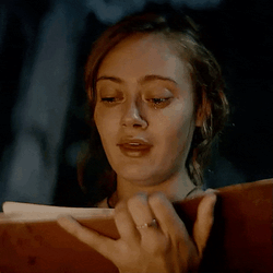 Ella Purnell Yellowjackets GIF