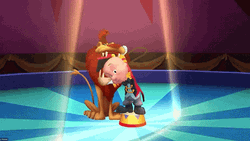 Elmer Fudd Bitten By Lion GIF