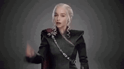 Emilia Clarke As Daenerys Targaryen Bright Idea GIF