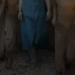 Emilia Clarke Khaleesi Praised By Dothraki People GIF