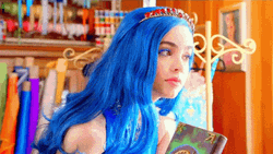 Evie Descendants Blue-Haired Princess GIF