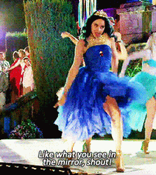 Evie Descendants Like What You See GIF