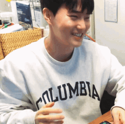Exo Suho Happy Excited Reaction