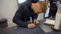 Fan Signing Autograph K0nfig Astralis Esports GIF