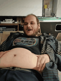 Fat People Wiggly Belly GIF