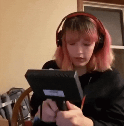 Female Streamer Stunned By Flashbang GIF