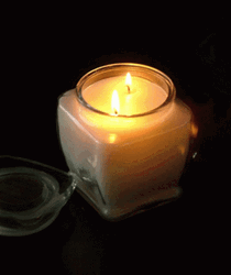 Flashing In The Dark Bougie GIF