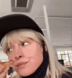 Floreyonce Hayley Williams GIF