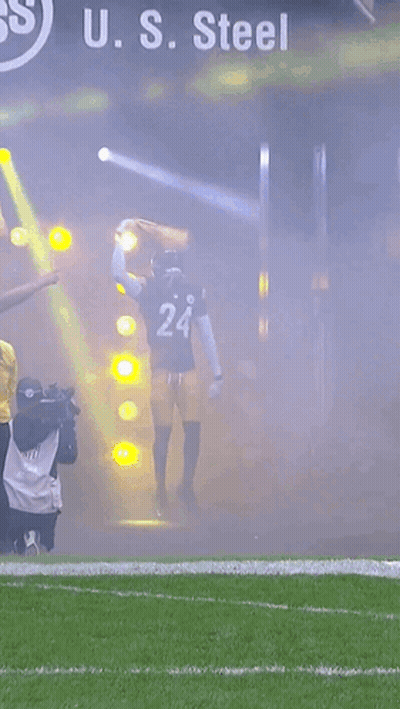 Football Game Score 13 To 10 GIF
