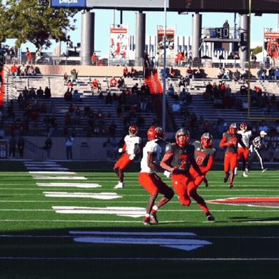 Football Game With Score 40 GIF