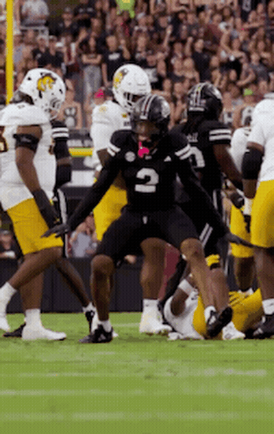 Football Player In Black Jersey Number 3 GIF
