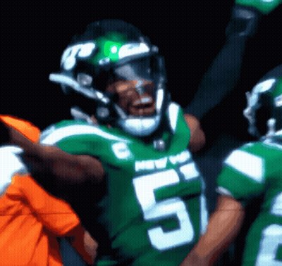 Football Player In Green Jersey Number 5 GIF