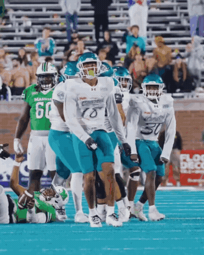 Football Player In Green Jersey Number 60 GIF