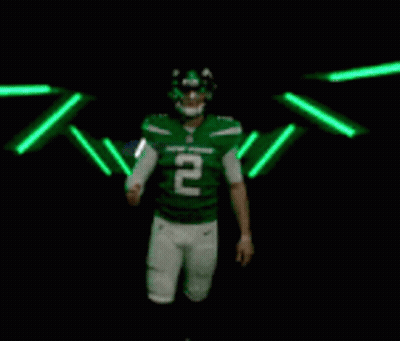 Football Player In Green Jersey Number 7 GIF