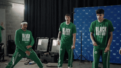 Football Player In Jersey Number 33 GIF