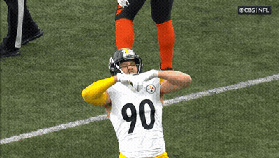 Football Player In Jersey Number 90 GIF