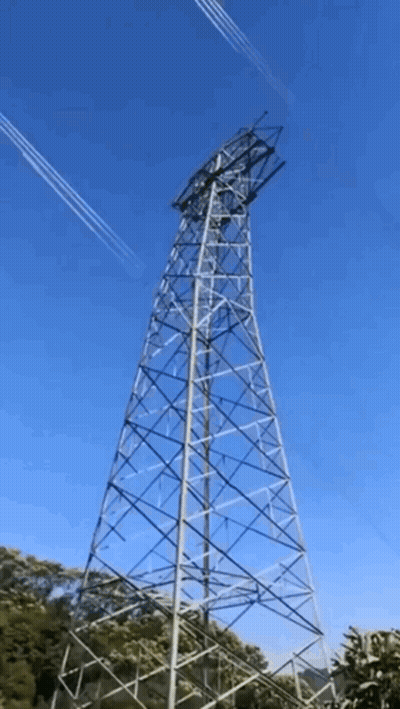 Football Player In Jersey Number 95 GIF