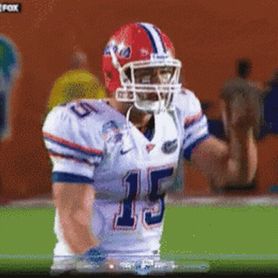 Football Player In Number 15 Jersey GIF