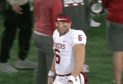 Football Player In Number 6 Jersey GIF