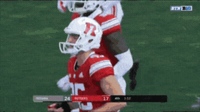 Football Player In Purple Jersey Number 10 GIF