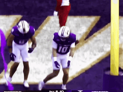Football Player In Purple Uniform Number 10 GIF