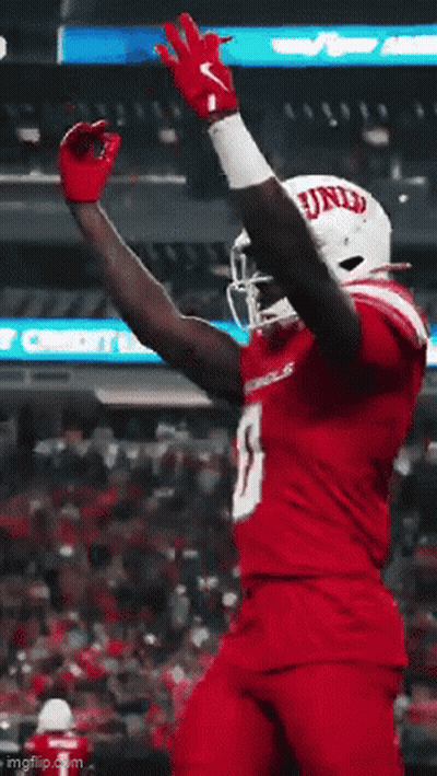 Football Player In Red Jersey Number 13 GIF
