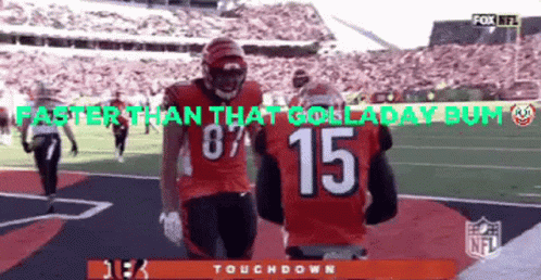 Football Player In Red Jersey Number 15 GIF