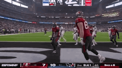 Football Player In Red Jersey Number 6 GIF