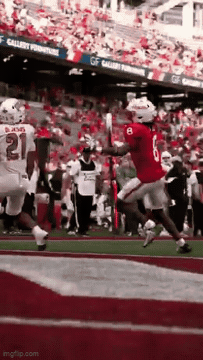 Football Player In Red Jersey Running GIF