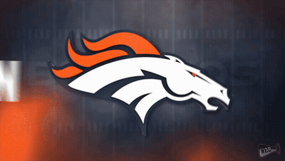 Football Player In Red Uniform Number 10 GIF