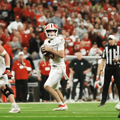 Football Player In White Jersey Number 15 GIF