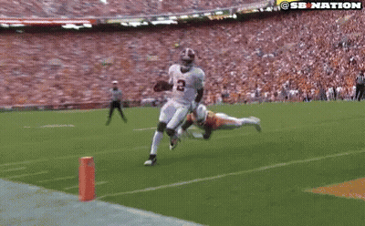 Football Player In White Jersey Number 22 GIF