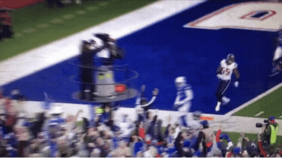 Football Player In White Jersey Number 29 GIF