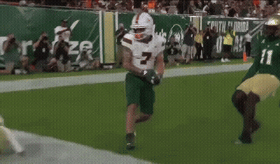 Football Player In White Jersey Number 7 GIF