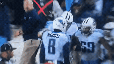 Football Player Mariota Jersey GIF