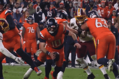 Football Player Number 10 Running With Ball GIF