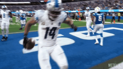 Football Player Number 14 Running With Ball GIF