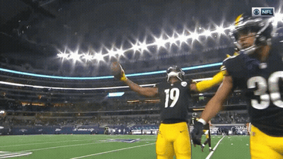 Football Player Number 19 GIF