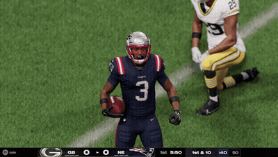 Football Player Number 3 Running With Ball GIF