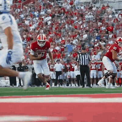 Football Player Number 3 Running With Ball GIF