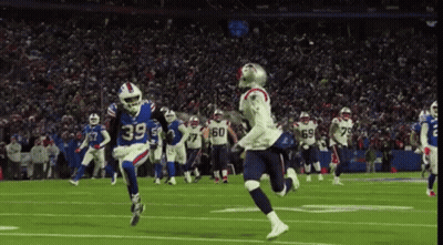 Football Player Number 39 Running On Field GIF