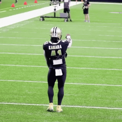 Football Player Number 4 On Field GIF