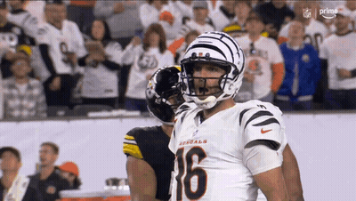 Football Player Number 5 Kneeling GIF