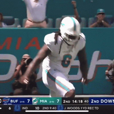 Football Player Number 6 Running With Ball GIF