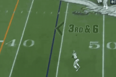 Football Player Number 62 Running On Field GIF